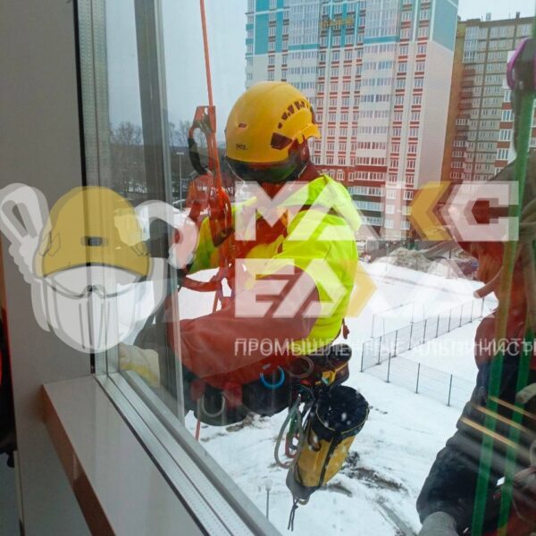 Высотные монтажные работы в Смоленске